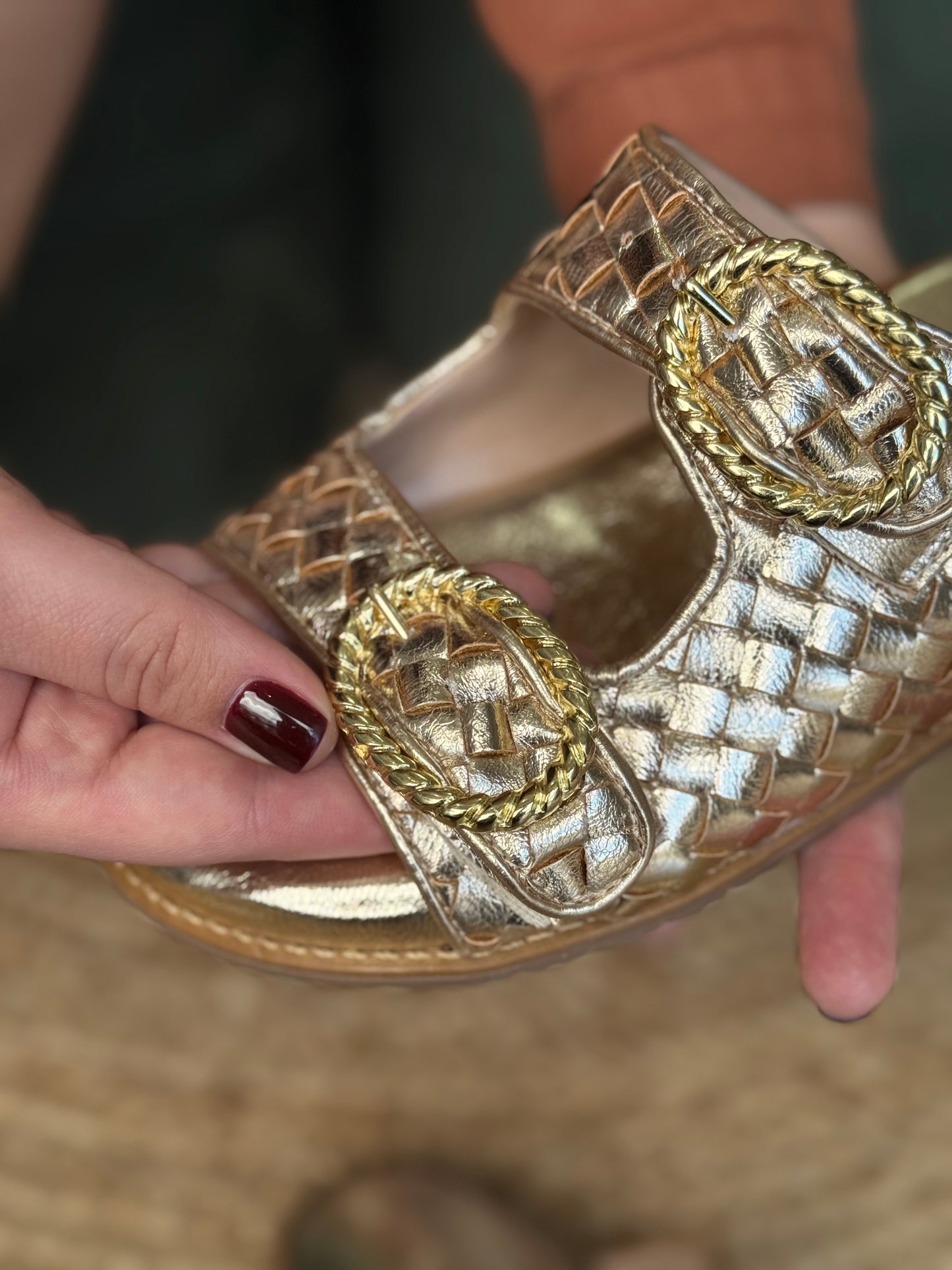 Papete Izzy - Ouro Light