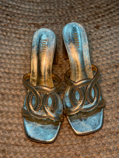 Mule Raíssa - Ouro Light
