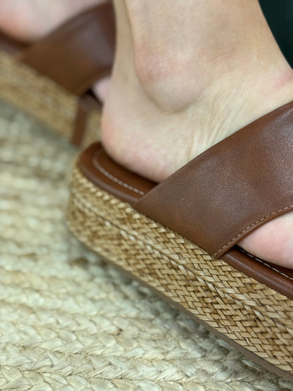 Flatform Lina - Marrom